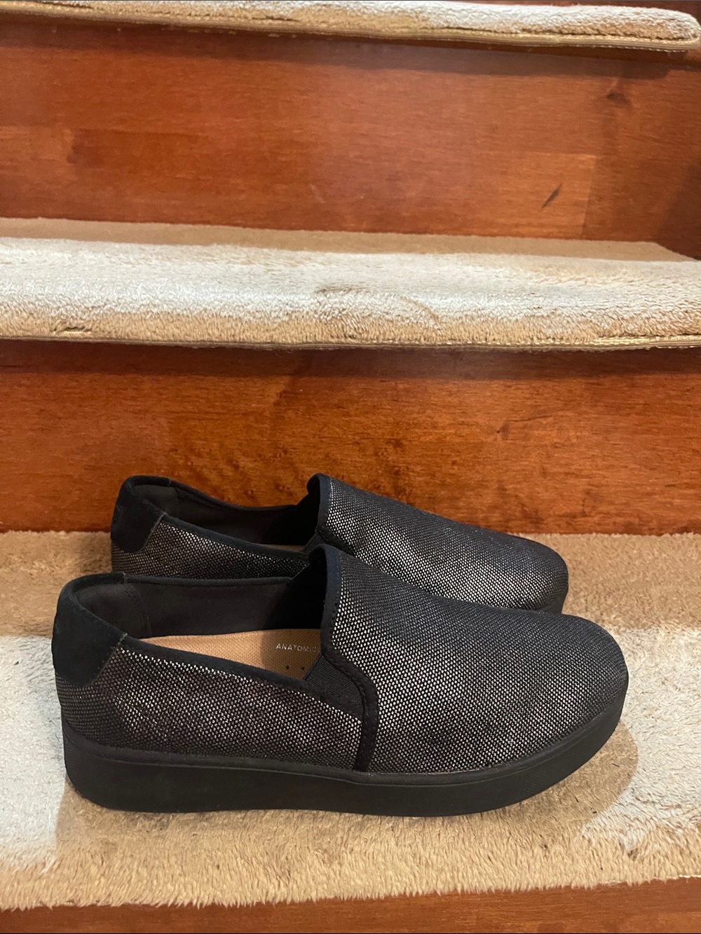 FitFlop Women's Black Metallic Slip-On Mules size 8.5, Like New Condition